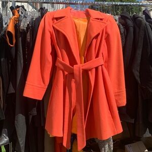 ✨🫶🏽Incredible Vintage Vibrant Orange lined Wool Coat w Belt🫶🏽✨